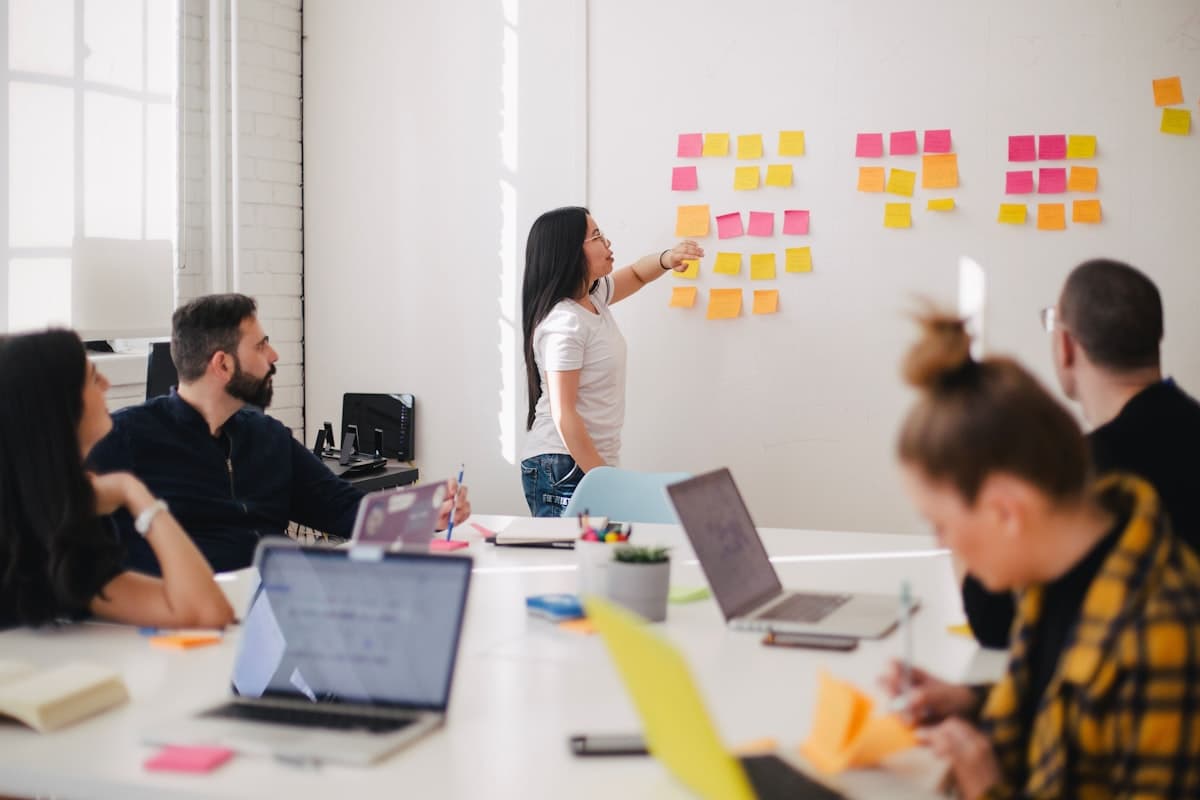 Workshop-Gruppe bei der Arbeit